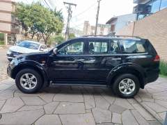 MITSUBISHI PAJERO HD 3.2 4X4 DIESEL CÂMBIO MANUAL REVISADA imagem 4