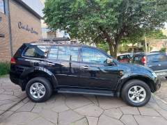 MITSUBISHI PAJERO HD 3.2 4X4 DIESEL CÂMBIO MANUAL REVISADA imagem 8