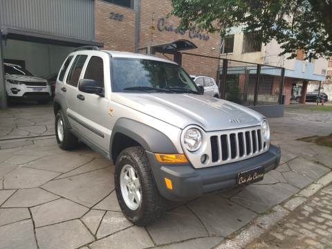 CHEROKEE SPORT V6 2006 4X4, COM APENAS 136.000 KM