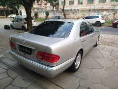 MERCEDES BENZ E320 AVANTGARDE 6 CILINDROS, EM ÓTIMO ESTADO imagem 7