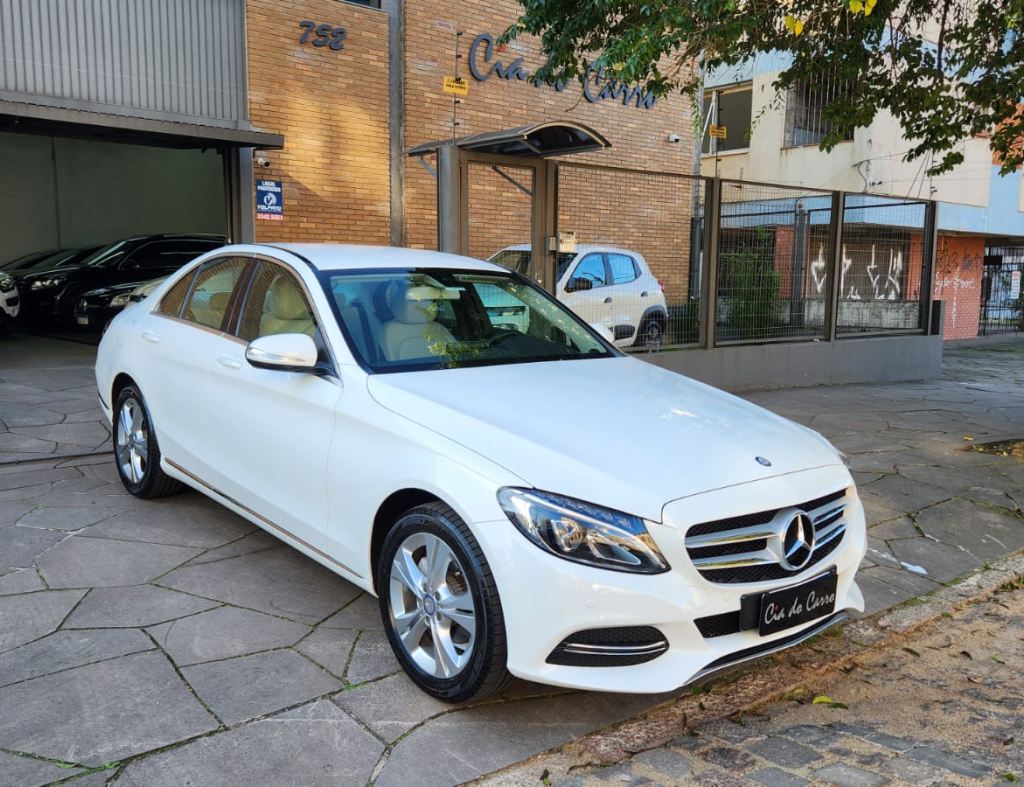 MERCEDES BENZ C180 AVANTGARDE 2015 COM APENAS 42 MIL KM, TODAS REVISÕES EM CONCESSIONÁRIA