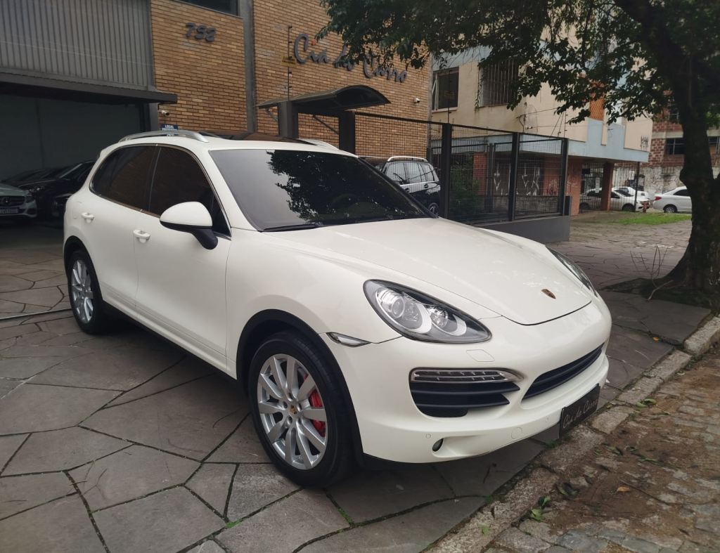 PORSCHE CAYENNE S 2011 EM EXCELENTE ESTADO