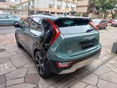 KIA NIRO SX PRESTIGE 1.6 HYBRIDO VERSÃO TOP DE LINHA ÚNICO DONO NA GARANTIA DE FÁBRICA ANO 2023 COM APENAS 17200 Km imagem 5