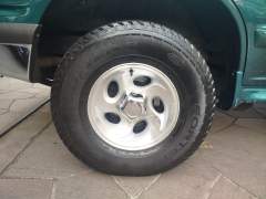FORD EXPLORER XLT 4X4 1998, EM EXCELENTE ESTADO imagem 14