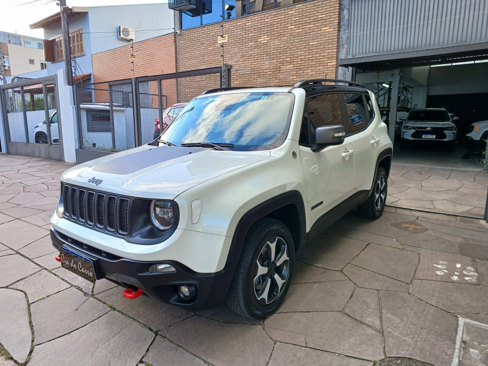 JEEP RENEGADE TRAILHAWK 2.0 TURBO DIESEL 4X4 ÚNICO DONO COM REVISÕES NA ...