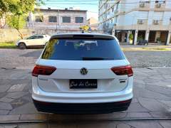 TIGUAN ALLSPACE 1.4 250 TSI TIPTRONIC TETO SOLAR E PANORÂMICO ÚNICO DONO PNEUS NOVOS COMPLETA DE FÁBRICA imagem 6