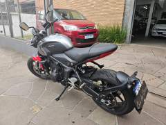 TRIUMPH TRIDENT 660 2024, COM APENAS 2.500 KM imagem 3