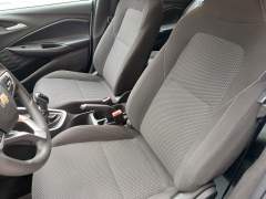 CHEVROLET ONIX LT 1.0 TURBO MANUAL COM REVISÕES NA CONCESSIONÁRIA imagem 12