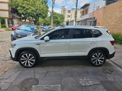TAOS HIGHLINE 2022, COM TETO SOLAR, APENAS 35.000 KM, ÚNICO DONO imagem 4