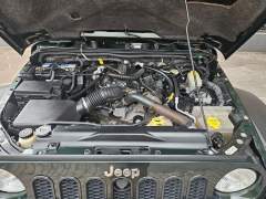 JEEP WRANGLER SPORT 3.8 V6 2010, COM APENAS 107.000 KM EM IMPECÁVEL ESTADO imagem 13