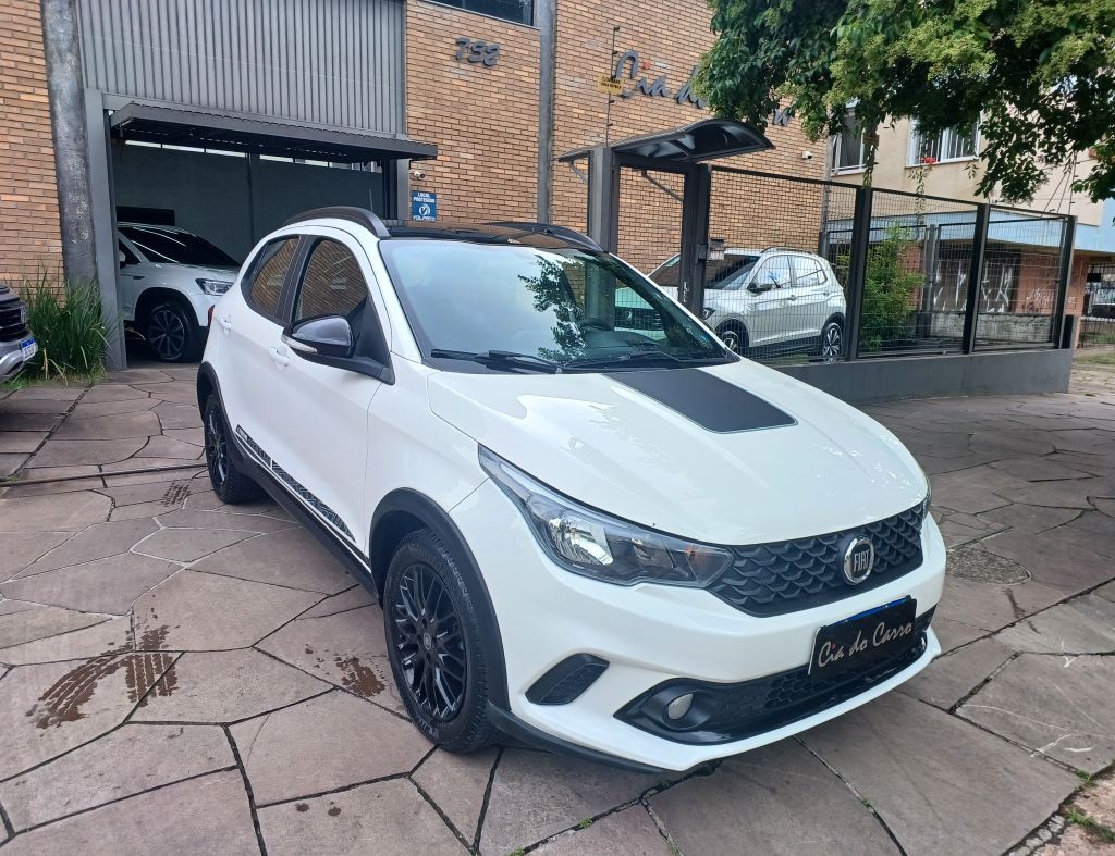FIAT ARGO TREKKING 1.3 FIREFLY COMPLETO MULTIMÍDIA CÂMERA DE RÉ