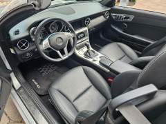 MERCEDES SLK 350 V6 2012, COMAPENAS 59.000 KM, CAPOTA DE CRISTAL, IPVA 2025 PAGO imagem 12