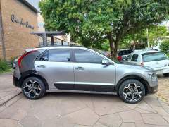 KIA NIRO SX PRESTIGE 1.6 HYBRIDO VERSÃO TOP DE LINHA ÚNICO DONO NA GARANTIA DE FÁBRICA ANO 2024 COM APENAS 17.750 KM imagem 8