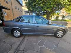 VECTRA MILLENIUM 2001, COM APENAS 37.000 KM, EM IMPECÁVEL ESTADO imagem 8