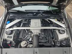 ASTON MARTIN VANTAGE V8 2012, COM APENAS 21.000 KM, IMPECÁVEL ESTADO, IPVA 2025 PAGO imagem 12