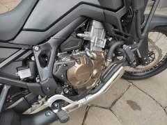 HONDA CRF 1100 L AFRICA TWIN 2024 COM APENAS 1480 KM EQUIPADA COM PROTETOR E FARÓIS AUXILIARES NA GARANTIA DE FÁBRICA imagem 12