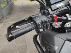 HONDA CRF 1100 L AFRICA TWIN 2024 COM APENAS 1480 KM EQUIPADA COM PROTETOR E FARÓIS AUXILIARES NA GARANTIA DE FÁBRICA imagem 8