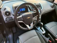 CHEVROLET TRACKER LTZ 1.8 AUTOMÁTICA BANCOS EM COURO PNEUS NOVOS TODA REVISADA ANO 2014 COM APENAS 64.570 KM IPVA 2025 PAGO imagem 11