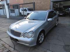 MERCEDES BENZ C 240 AVANTGARD COMPLETA DE FÁBRICA TETO SOLAR HISTÓRICO DE MANUTENÇÃO IMPECÁVEL imagem 3