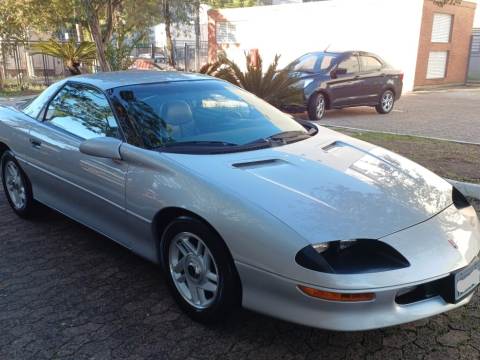 CAMARO 3.4 V6 1994/95, COM 58.000 MILHAS ORIGINAIS, SEGUNDO DONO, COM UP GRADE DE POTÊNCIA, COM MANUAIS ORIGINAIS, EM ESTADO IMPECÁVEL