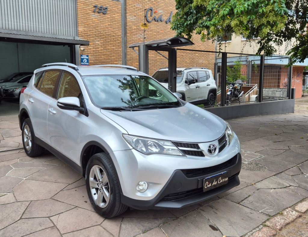RAV 4 2.0 4X2 AUTOMÁTICA