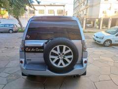 MITSUBISHI PAJERO TR4 2.0 4X4 AUTOMÁTICA BANCOS EM COURO, MULTIMIDIA E CÂMERA DE RÉ, IMPECÁVEL imagem 6
