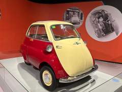 BMW ISETTA 250 1962, ALEMÃ, MOTOR 4 TEMPOS, 100% RESTAURADA, EM PERFEITO ESTADO, PERTENCIA AO MUSEU DE MINI CARROS DO VALE DOS VINHEDOS imagem 1