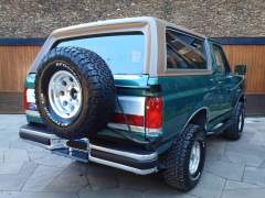 FORD BRONCO 1989, MOTOR V8, CÂMBIO AUTOMÁTICO, 4X4, COMPLETA COM AR CONDICIONADO GELANDO, 5 RODAS E PNEUS NOVOS imagem 3