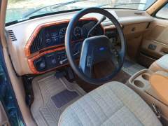 FORD BRONCO 1989, MOTOR V8, CÂMBIO AUTOMÁTICO, 4X4, COMPLETA COM AR CONDICIONADO GELANDO, 5 RODAS E PNEUS NOVOS imagem 4