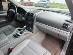 PORSCHE CAYENNE V6, 4X4 2006, COM APENAS 120.000 KM, EM ÓTIMO ESTADO imagem 9