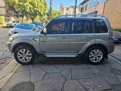 PAJERO TR4 4X4 AUTOMÁTICA 2014, COM APENAS 139.000 KM EM EXCELENTE ESTADO imagem 4