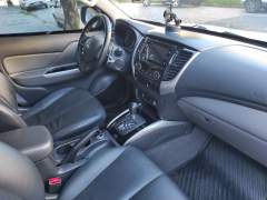 MITSUBISHI L200 TRITON SPORT HPE TOP 2.4 TURBO DIESEL 4X4 CABINE DUPLA BLINDADA PELA 4 BLINDAGEM NÍVEL III - A ANO 2017 COM APENAS 60.000 Km imagem 9