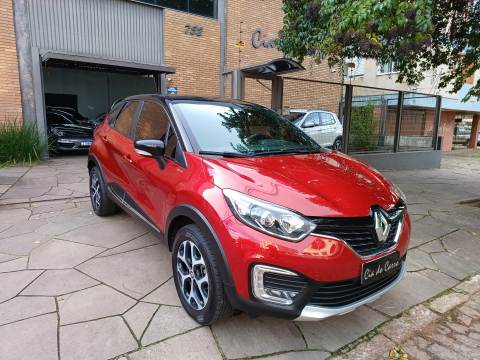 RENAULT CAPTUR 1.6 BOSE ÚNICO DONO COMPLETA DE FÁBRICA BANCOS EM COURO SOM BOSE IMPECÁVEL