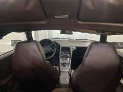 PORSCHE 928 1981, MOTOR V8 COM CÂMBIO AUTOMÁTICO, COM 122.000 MILHAS, PLACAS PRETAS imagem 7