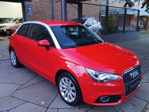 AUDI A1 2011, COM 60.000 KM ORIGINAIS, ESTADO IMPECÁVEL