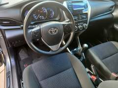 TOYOTA YARIS SEDAN 1.5 XL FLEX MANUAL COMPLETO DE FÁBRICA IMPECÁVEL imagem 11