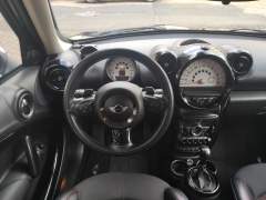 MINI COOPER COUNTRYMAN PEPPER 1.6 ASPIRADO CÂMBIO AUTOMÁTICO DE 6 MARCHAS ANO 2012 COM APENAS 77.000 Km BLINDAGEM NIVEL III - A imagem 12