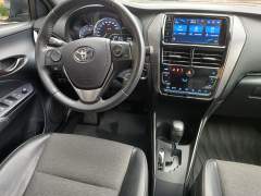 YARIS 1.5 XS AUTOMÁTICO REVISÕES NA CONCESSIONÁRIA NA GARANTIA DE FÁBRICA ANO 2023 COM APENAS 34.270 Km. imagem 14