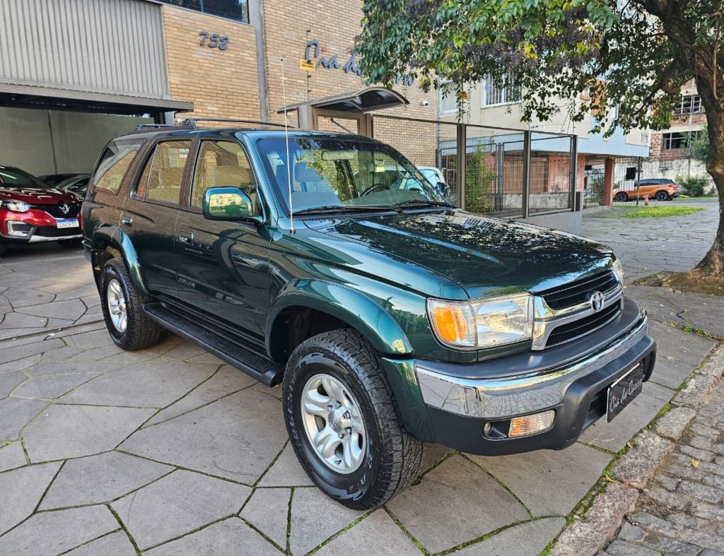 HILUX SW4 3.0 TURBO DIESEL 2001, CÂMBIO MANUAL, 4X4, APENAS 180.000 KM, EM IMPECÁVEL ESTADO