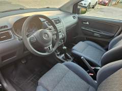 FOX I TREND 1.6 2013, CÂMBIO MANUAL, COM APENAS 98.000 KM imagem 9