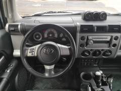 TOYOTA FJ CRUISER AUTOMÁTICA 4.0 V6 VERSÃO 4X4 IMPECÁVEL imagem 13