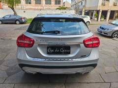 MERCEDES BENZ GLA200 2015, COM APENAS 53.000 KM, TODAS REVISÕES EM CONCESSIONÁRIA imagem 6