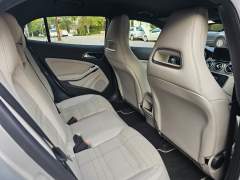 MERCEDES BENZ GLA200 2015, COM APENAS 53.000 KM, TODAS REVISÕES EM CONCESSIONÁRIA imagem 12