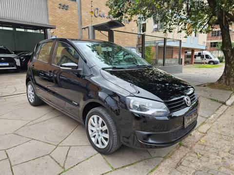 FOX I TREND 1.6 2013, CÂMBIO MANUAL, COM APENAS 98.000 KM