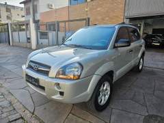 TUCSON GL 2011, CÂMBIO MANUAL, SEGUNDA DONA, APENAS 106.000 KM imagem 3
