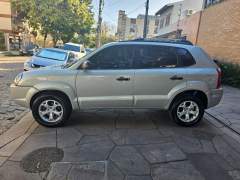 TUCSON GL 2011, CÂMBIO MANUAL, SEGUNDA DONA, APENAS 106.000 KM imagem 4