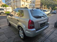 TUCSON GL 2011, CÂMBIO MANUAL, SEGUNDA DONA, APENAS 106.000 KM imagem 5