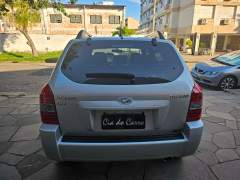 TUCSON GL 2011, CÂMBIO MANUAL, SEGUNDA DONA, APENAS 106.000 KM imagem 6