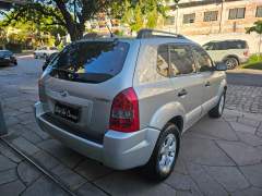 TUCSON GL 2011, CÂMBIO MANUAL, SEGUNDA DONA, APENAS 106.000 KM imagem 7