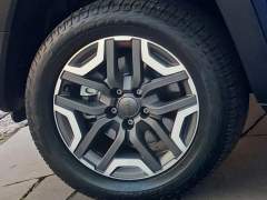 JEEP RENEGADE TRAILHAWK T270 1.3 TURBO 4X4 AT9 ÚNICO DONO REVISÕES NA CONCESSIONÁRIA imagem 16
